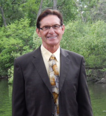 Bill-Lee-Suit